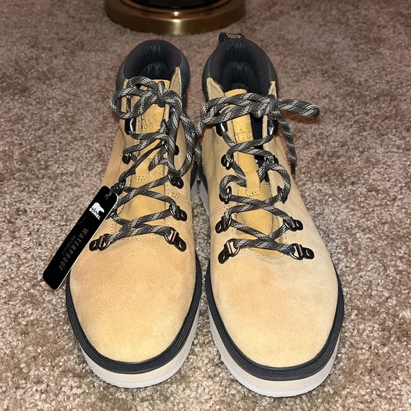 Sorel | Hi-Line Hiking Boot - Picture 2 of 5